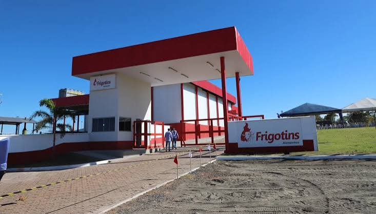 Novo frigorífico gera centenas de empregos e amplia força da pecuária no norte do Tocantins
