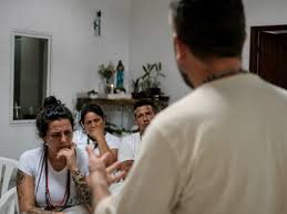 Líder religioso é indiciado por 19 crimes, incluindo ameaças, agressões e importunação sexual em Palmas