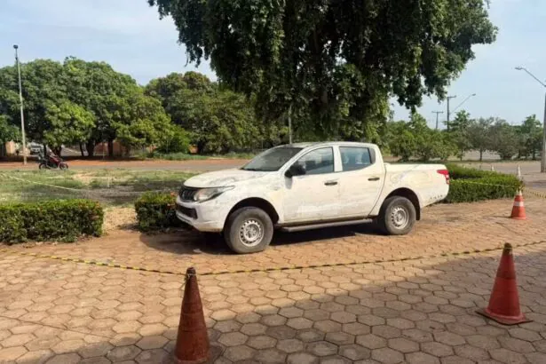 Quem era o homem encontrado morto dentro de caminhonete em posto de combustíveis em Palmas